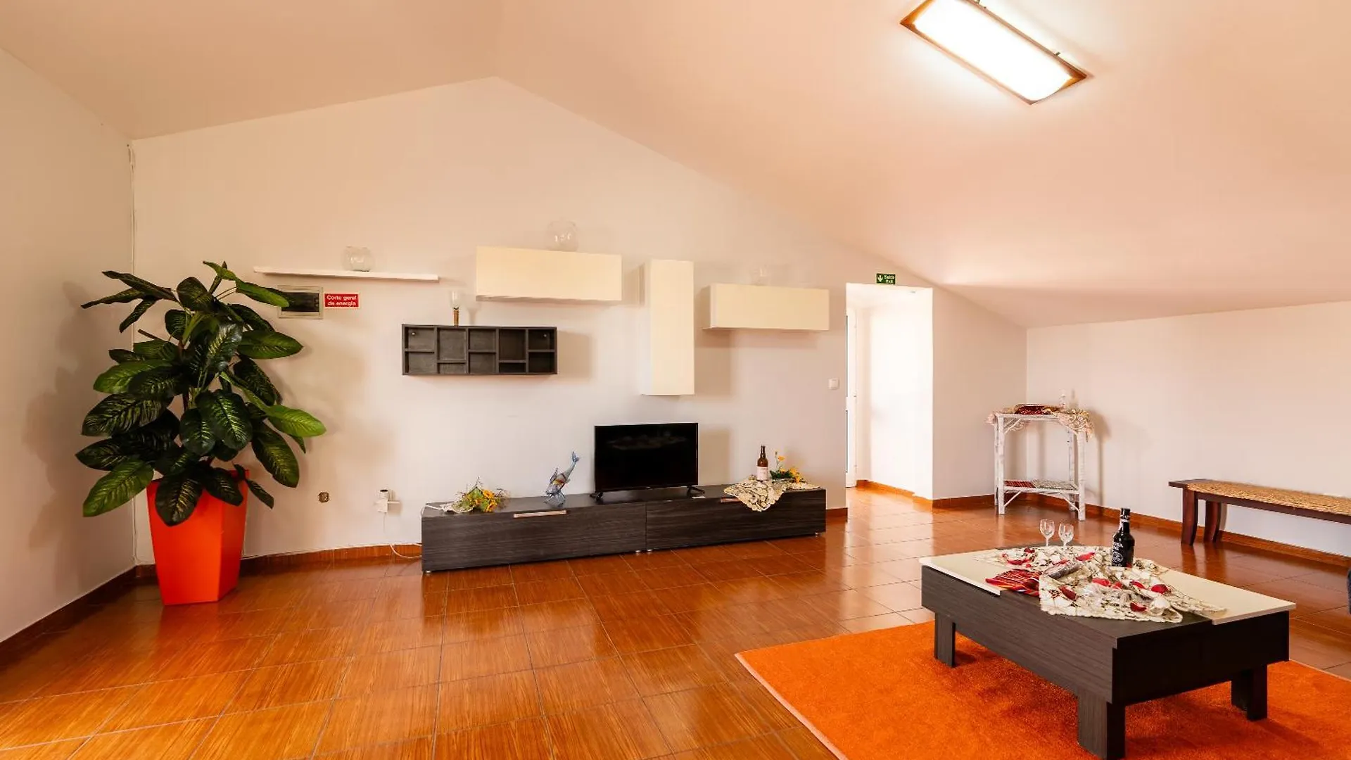 Apartamento Celia 阿科达卡列塔 0*,  葡萄牙
