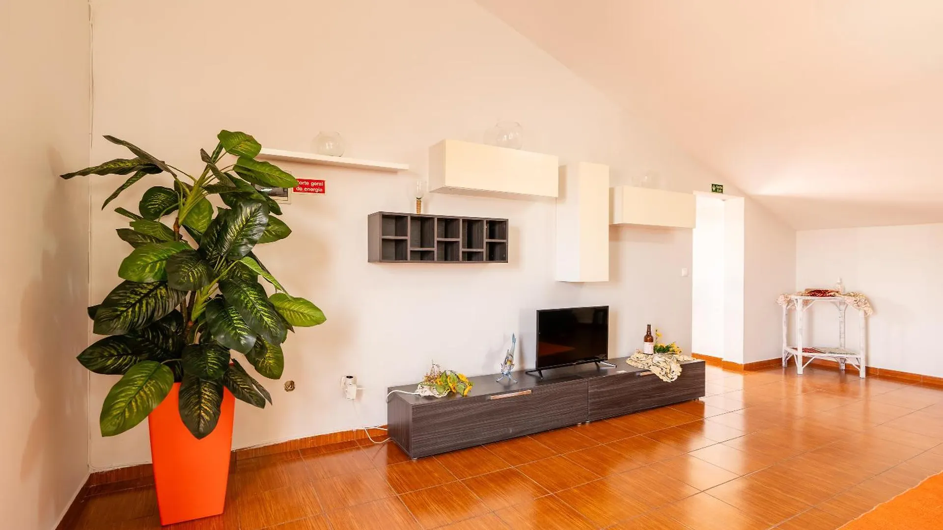 Apartamento Celia Арку-да-Кальета Апартаменты